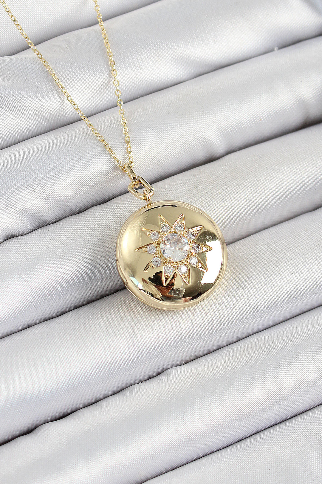 EBJ 316L Stainless Steel Chain Openable Medallion Model Necklace with Zircon Stone Gold Color Women's Necklace - Angra do Heroísmo