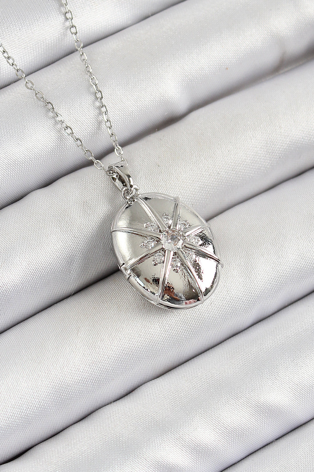 EBJ 316L Stainless Steel Chain Openable Medallion Model Necklace with Zircon Stone Silver Color Women's Necklace - Titusville