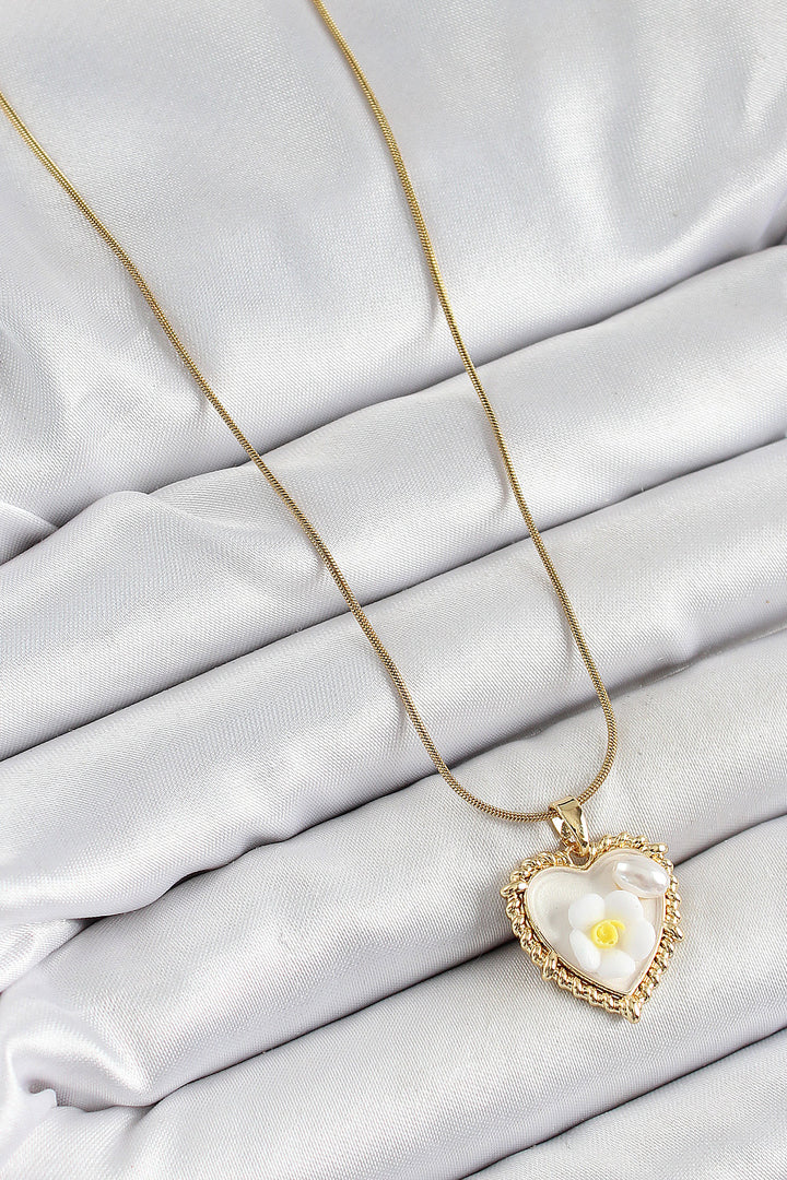 EBJ 316L Steel Chain White Artistic Portrait Pearl Detailed Daisy Figured Heart Model Gold Color Women's Necklace - The Villages