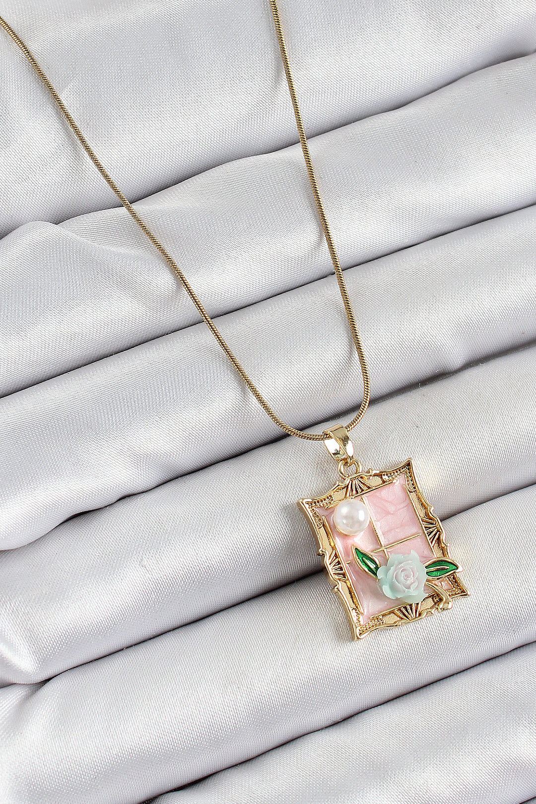 EBJ 316L Steel Chain Pink Artistic Portrait Pearl Detailed Rose Figured Model Gold Color Women's Necklace - Burnsville
