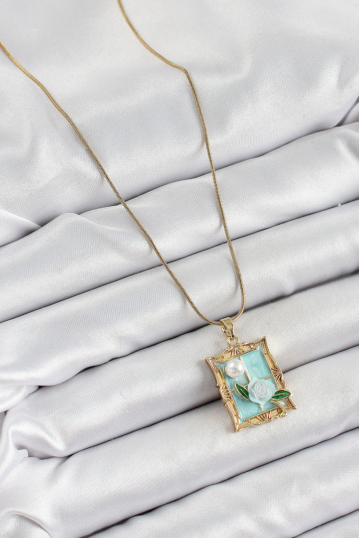 EBJ 316L Steel Chain Turquoise Artistic Portrait Pearl Detailed Rose Figure Model Gold Color Women's Necklace - Alhambra