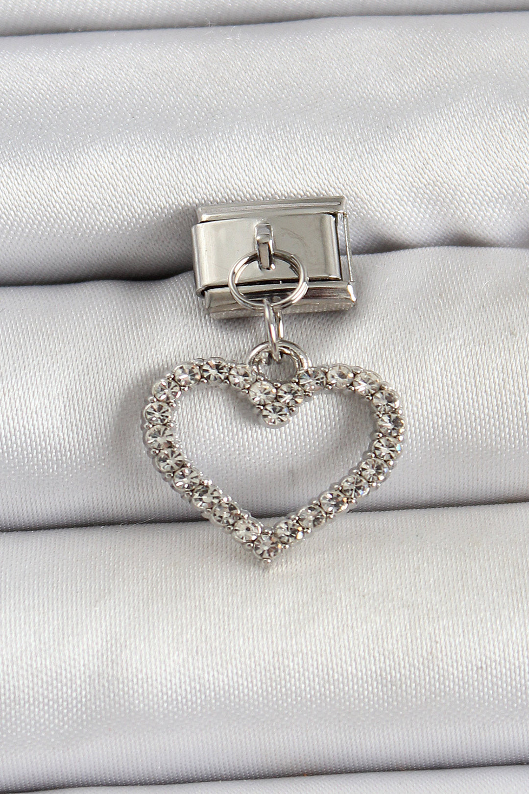 EBJ 316L Stainless Steel Dangling Heart Model Silver Color Nomination Charm with Zircon Stone - Chingford