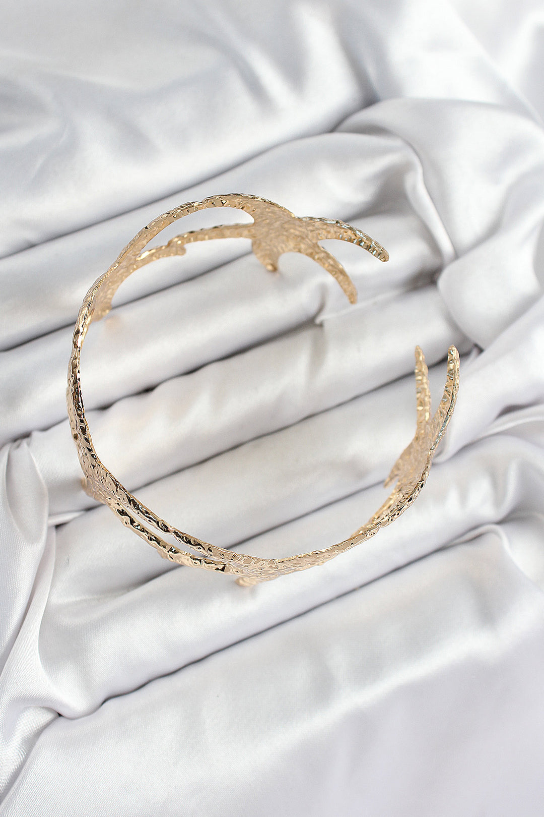 EBJ Rice-Grain Seashell Pattern Gold Color Women's Arm Bracelet - San Baudilio de Llobregat