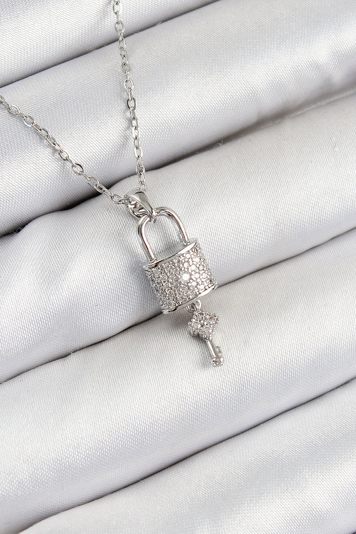 EBJ 316L Stainless Steel Zircon Stone Lock and Key Pendant Model Silver Color Women's Necklace - Torrelavega