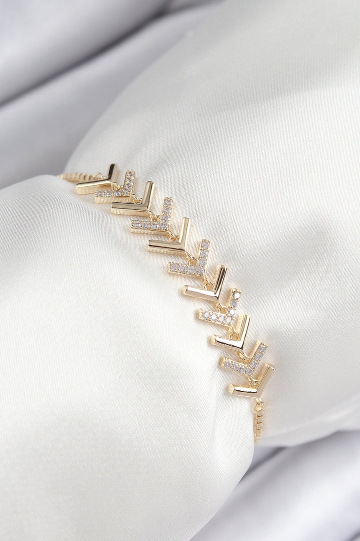 EBJ Rice Zircon Stone Sequined Arrow Model Gold Color Elevator Women's Bracelet - Memmingen