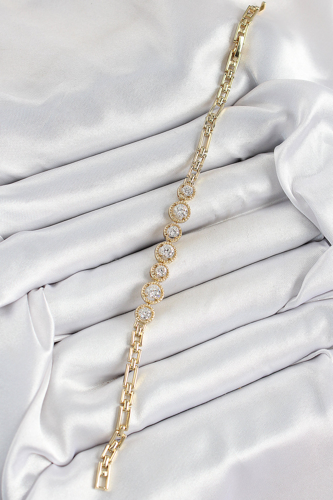 EBJ Xuping Brass Circular Baguette Model Gold Color Women's Bracelet - Kidderminster