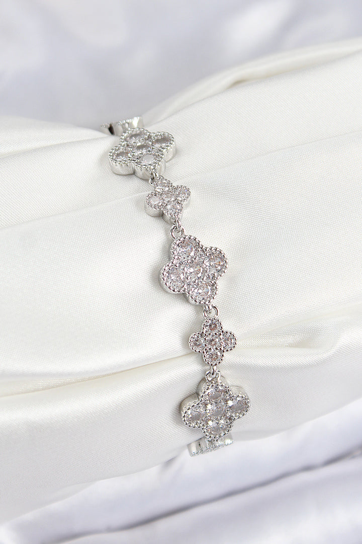 EBJ Rice Zircon Stone Clover Model Silver Color VIP Series Women's Bracelet - Fremont