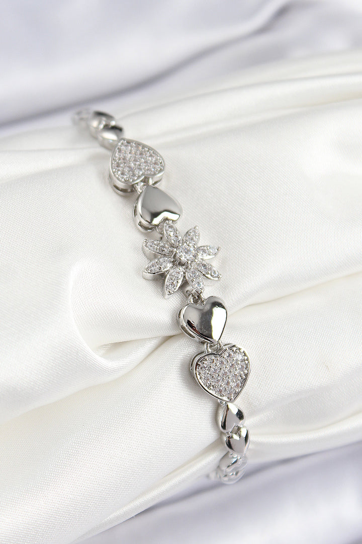EBJ Rice Zircon Stone Detailed Heart Flower Model Silver Color Women's Bracelet - Oranienburg