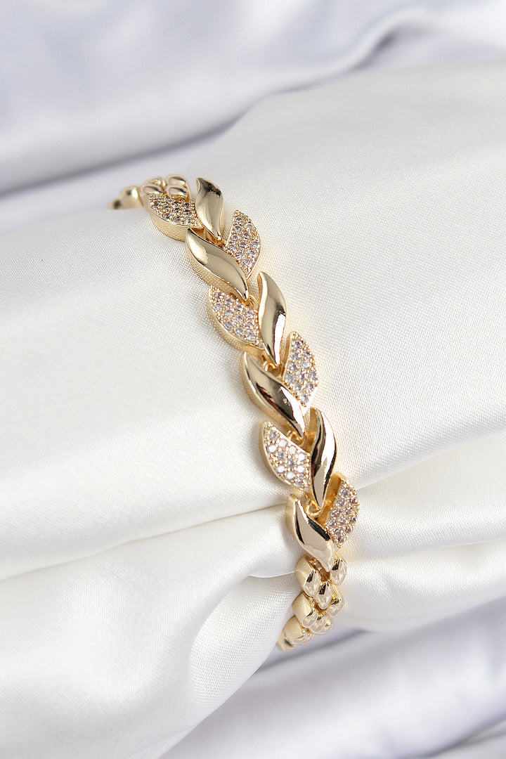 EBJ Rice Zircon Stone Fish Tail Model Gold Color Women's Bracelet - San Francisco