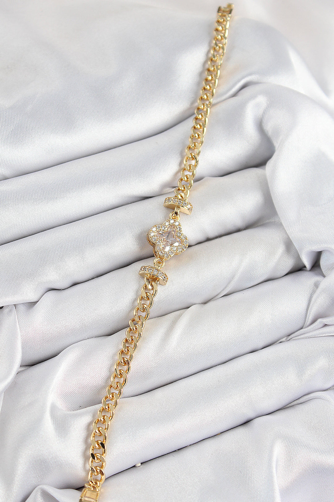 EBJ Rice Zircon Stone Clover Model Gold Color Women's Bracelet - York