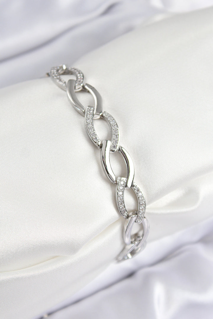 EBJ Rice Zircon Stone Chain Model Silver Color Women's Bracelet - Avignon