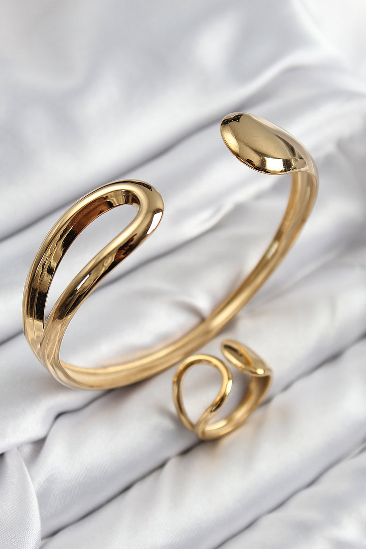 EBJ Rice Separated Model Gold Color Bracelet Ring Set - Xánthi