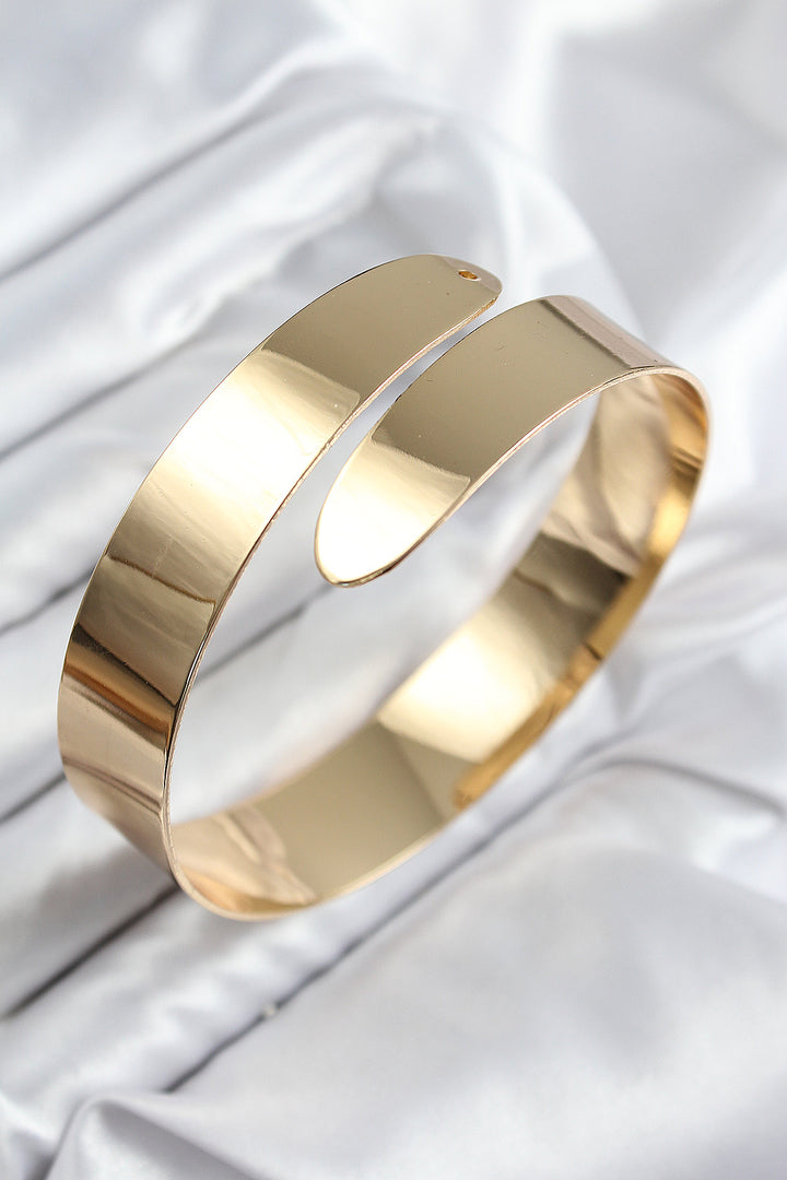EBJ Rice Wrap Model Gold Color Cuff Bracelet - Los Angeles