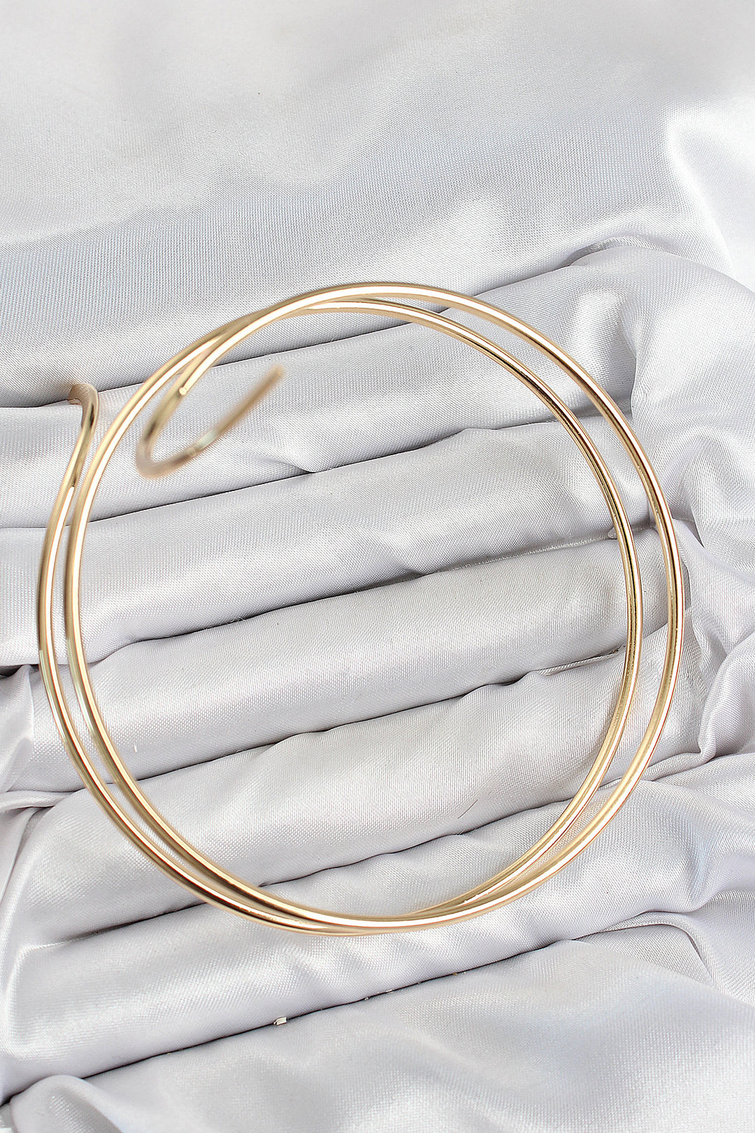 EBJ Rice Wrap Model Gold Color Cuff Bracelet - Victoria
