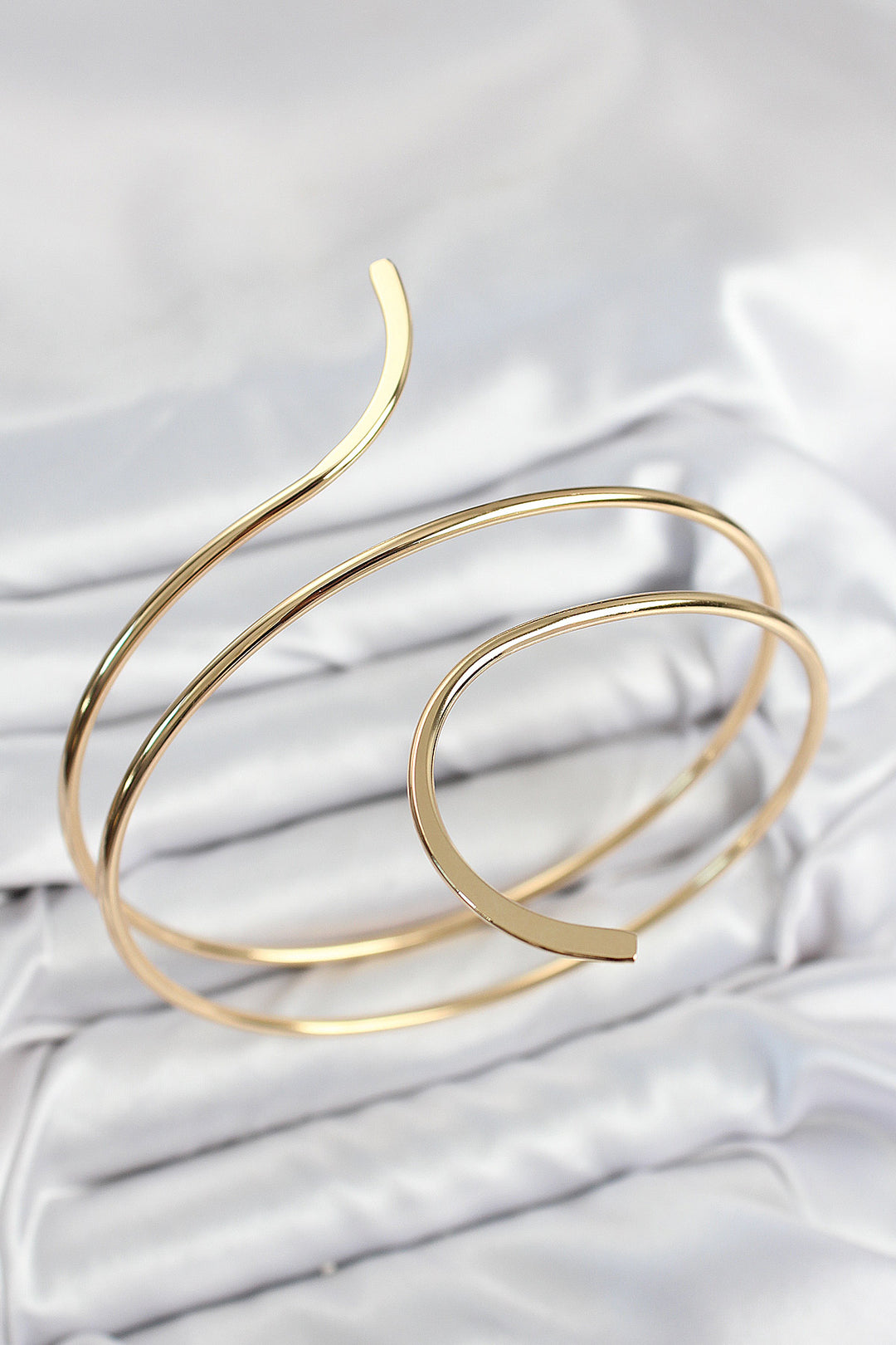 EBJ Rice Wrap Model Gold Color Cuff Bracelet - Victoria