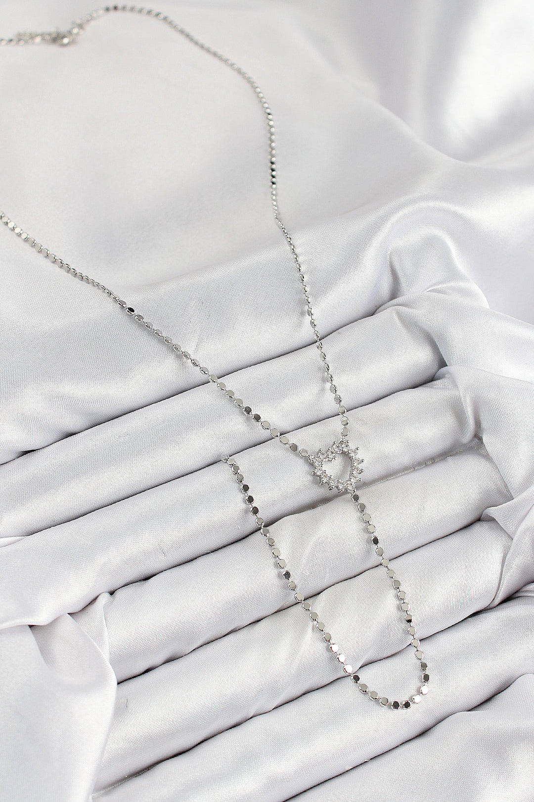 EBJ Rice Zircon Stone Crushed Chain Heart Model Silver Color Y Necklace - Santa Pola