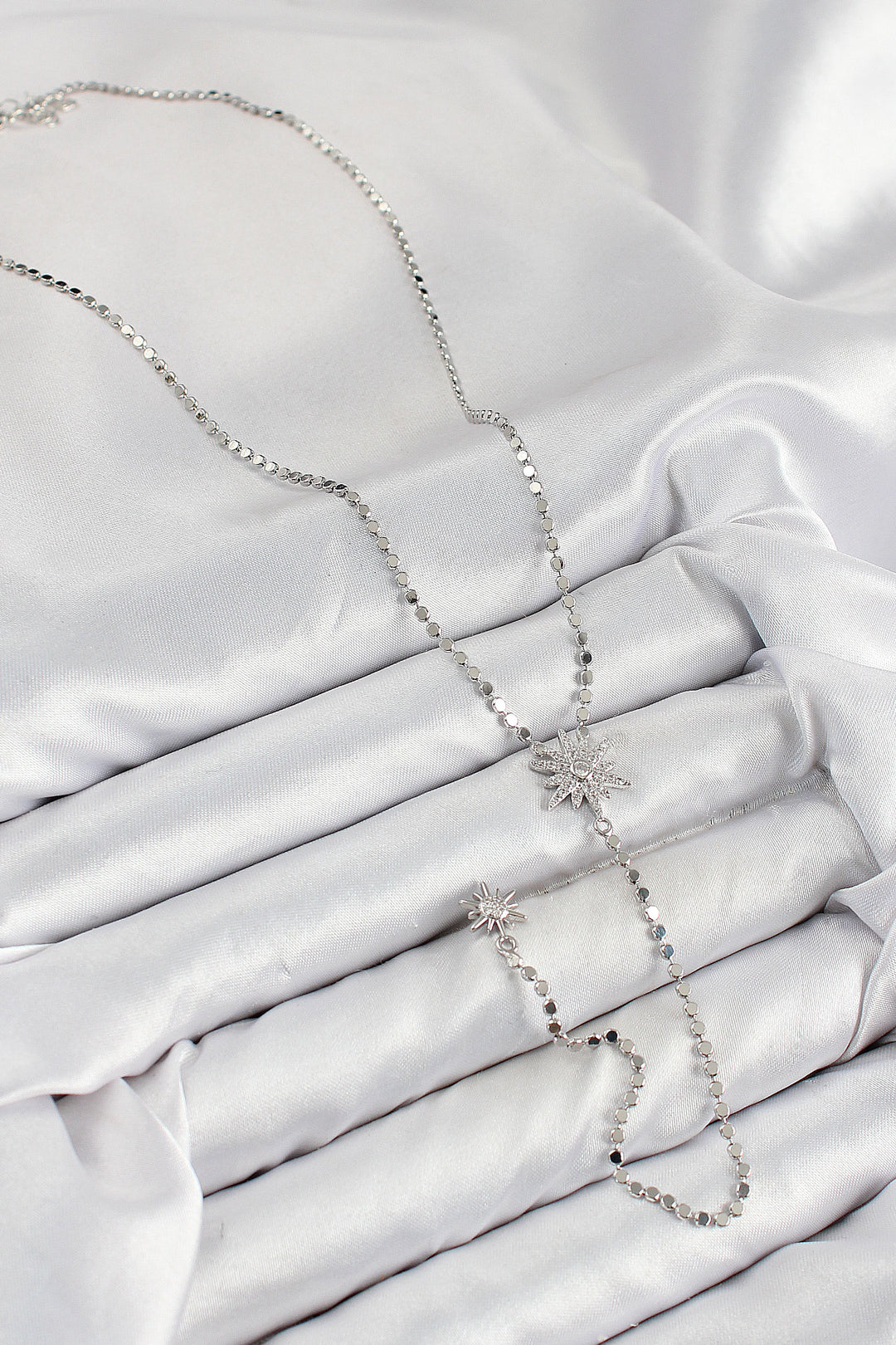 EBJ Rice Zircon Stone Crushed Chain Pole Star Model Silver Color Y Necklace - Hutchinson