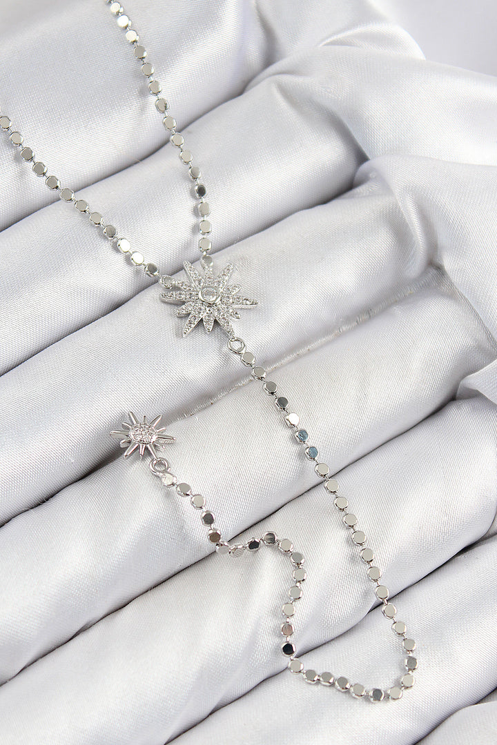 EBJ Rice Zircon Stone Crushed Chain Pole Star Model Silver Color Y Necklace - Hutchinson