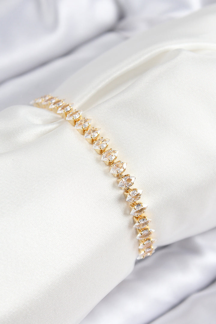 EBJ Rice Zircon Stone Drop Model Gold Color Elevator Women's Bracelet - Cagliari