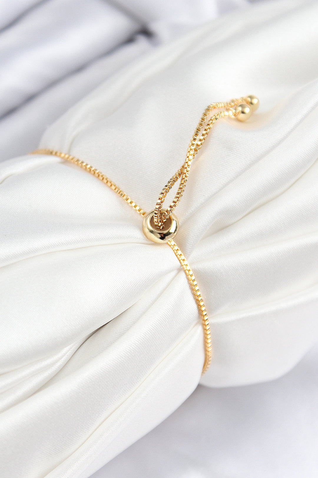 EBJ Rice Zircon Stone Sequined Circle Model Gold Color Elevator Women's Bracelet - Attleboro