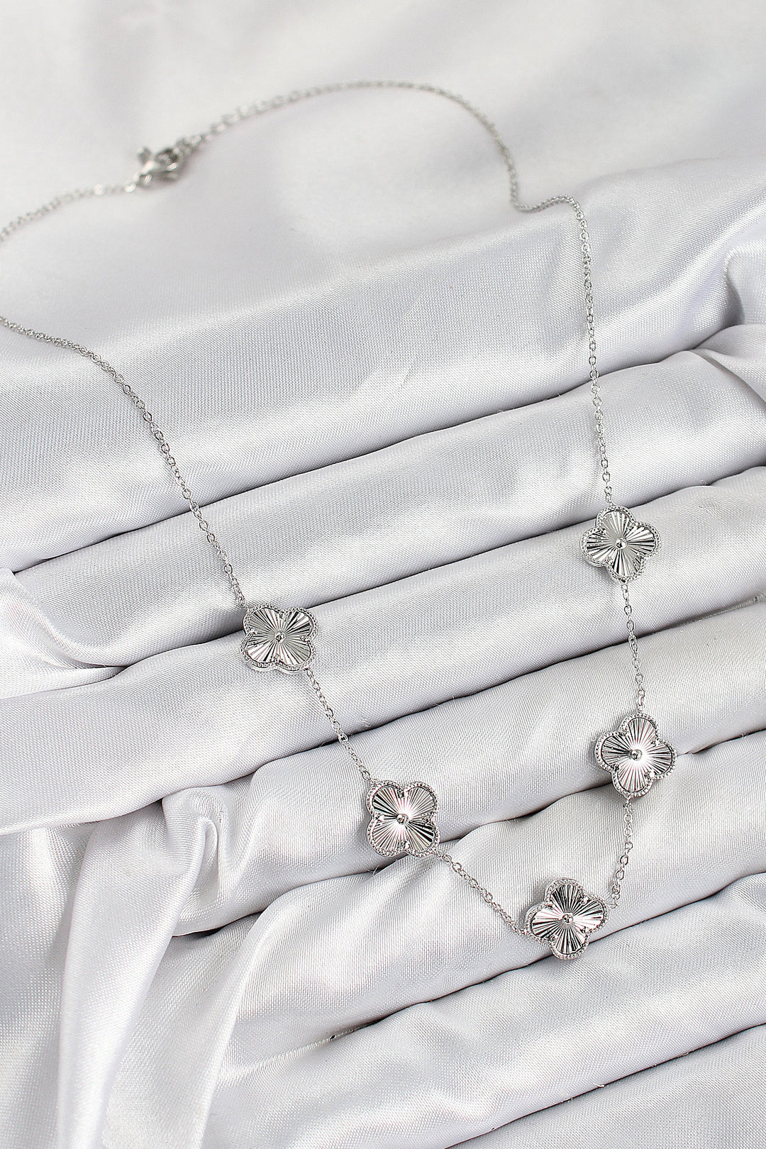 EBJ Rice VIP Clover Model Silver Color Women's Necklace - Hameln