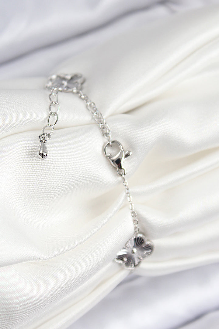 EBJ VIP Rice Clover Model Silver Color Women's Bracelet - Granada