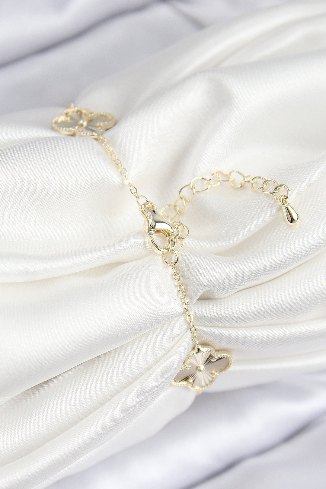 EBJ VIP Rice Clover Model Gold Color Women's Bracelet - Ciudad de Allende