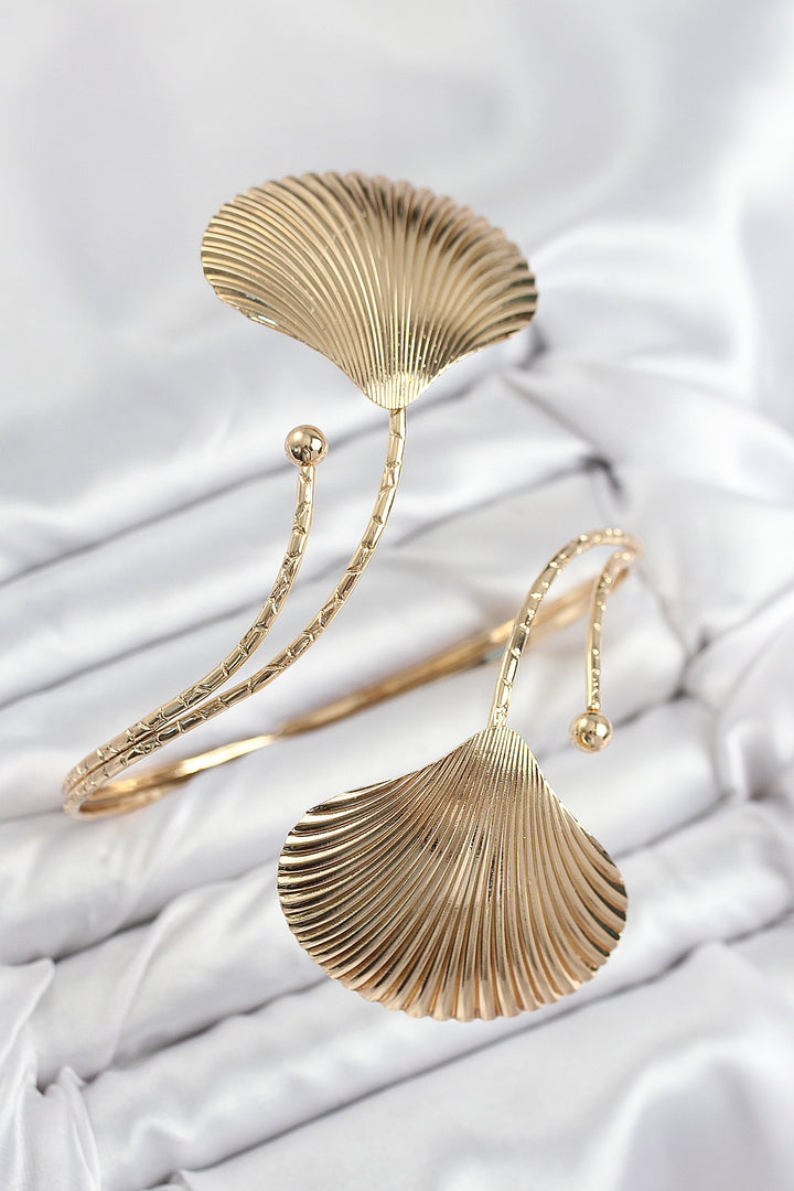 EBJ Rice Oyster Model Gold Color Women's Arm Bracelet - Golden Glades