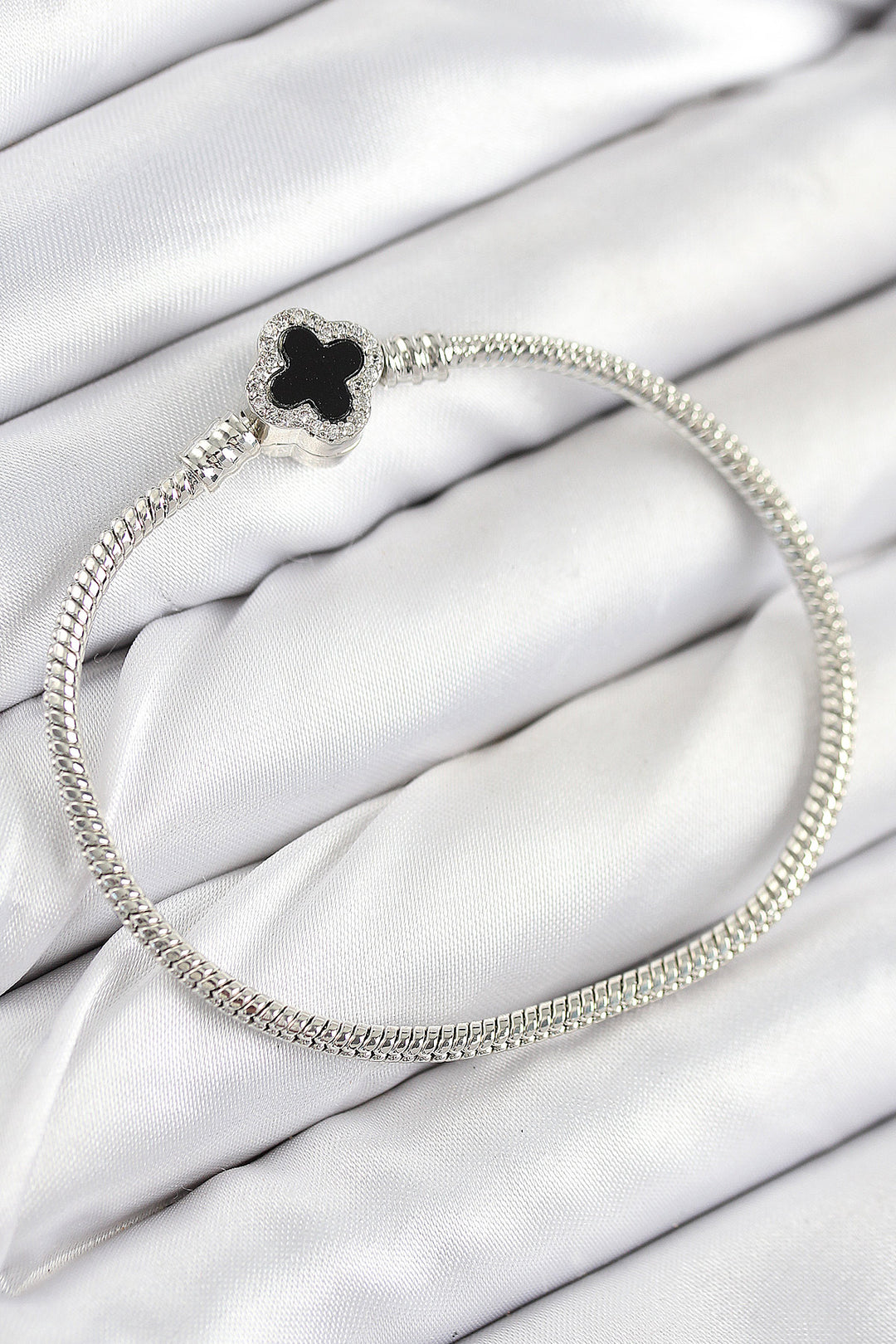 EBJ Rice Charm Clover Model Silver Color Women's Bracelet with Zircon Stone - Le Cannet