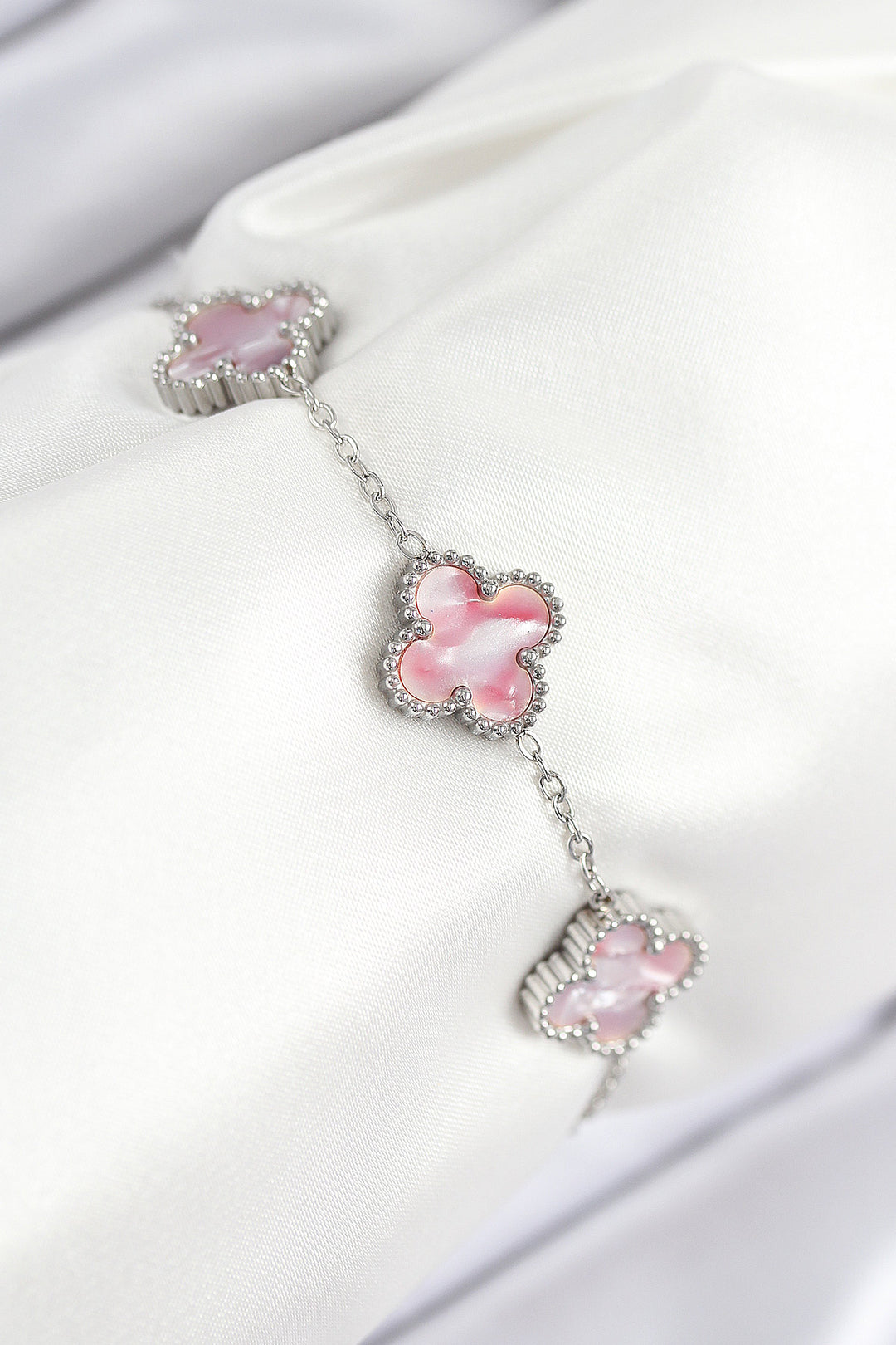 EBJ 316L Steel Mother of Pearl Pink Silver Color Clover Women's Bracelet - Borgerhout