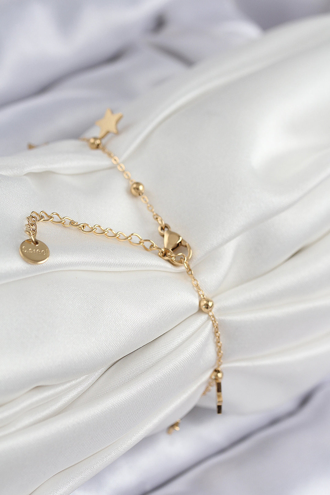 EBJ 316L Çelik Sıralı Yonca Model Gold Renk Kadın Bileklik - Palaiseau