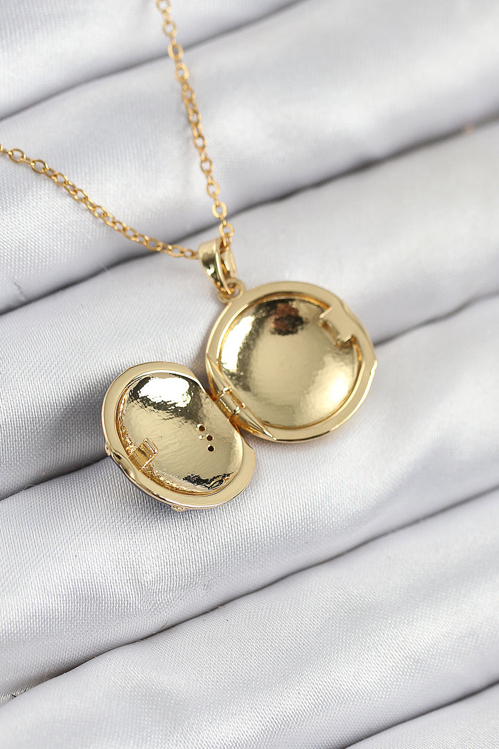 EBJ 316L Stainless Steel Planet Model Necklace with Zircon Stone and Adjustable Cover in Gold Color for Women - Tecámac