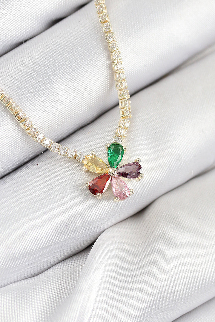 EBJ Pirinç Zirkon Taşlı Su Yolu Asorti Çiçek Model Gold Renk Kadın Kolye - Cranbourne