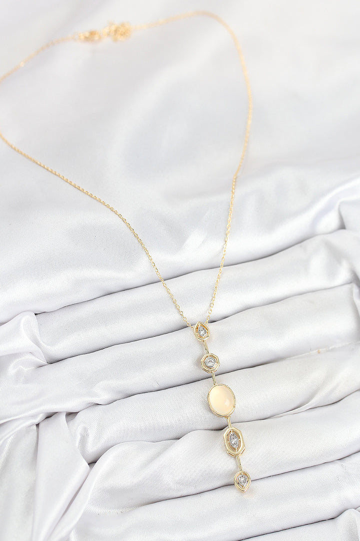 EBJ Rice Chain Yellow Gold Color Zircon Stone Y Necklace - León de los Aldama