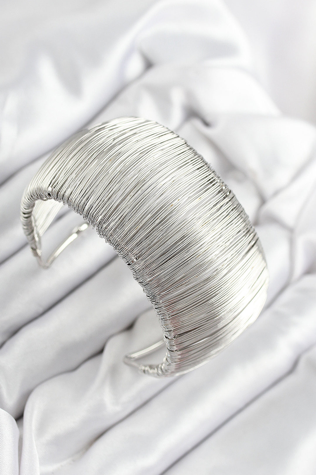 EBJ Rice Wire Wrap Model Silver Color Women's Bracelet - Glendora