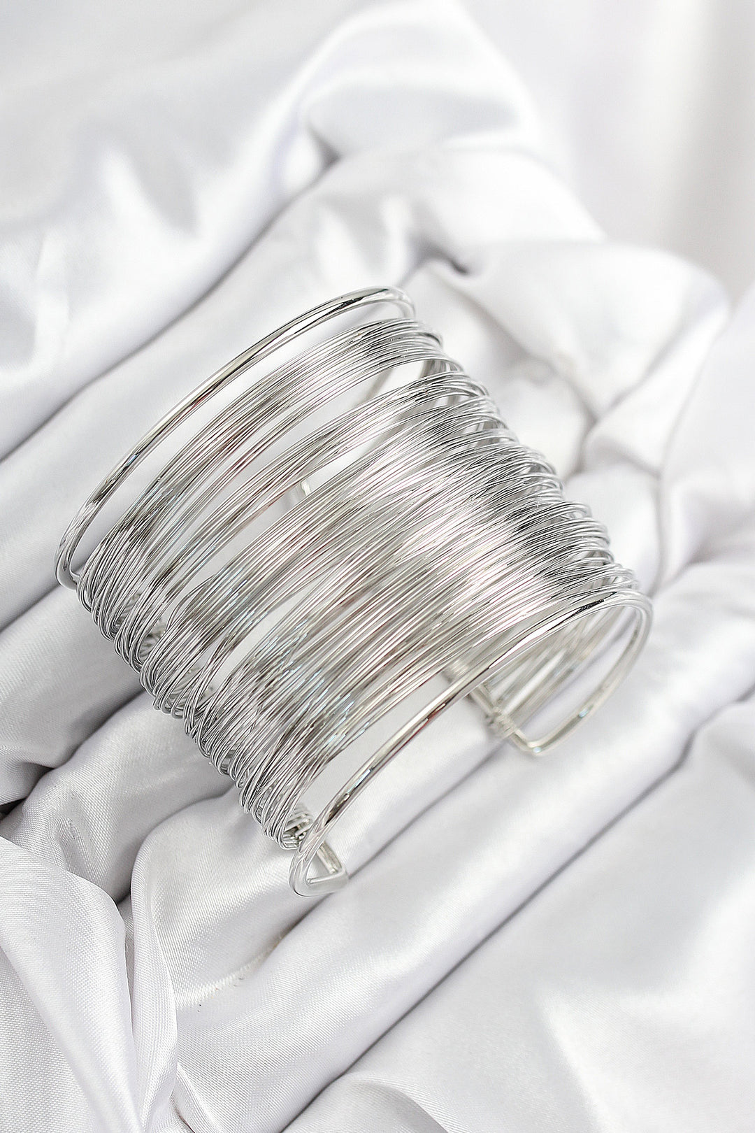 EBJ Rice Wire Wrap Model Silver Color Women's Bracelet - Yenakiieve