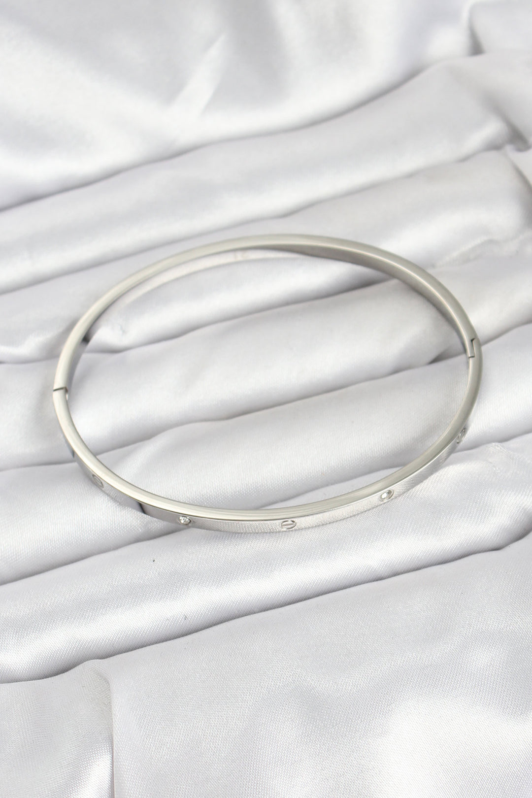 EBJ 316L Stainless Steel Silver Color 65 mm Thin Women's Cuff Bracelet - Burnley