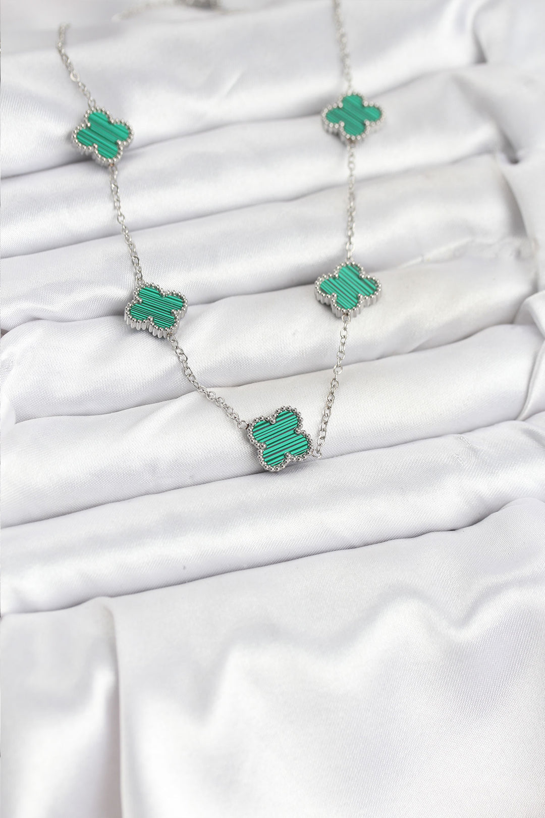 EBJ 316L Stainless Steel Chain Silver Color Green Clover Women's Necklace - Upper Arlington