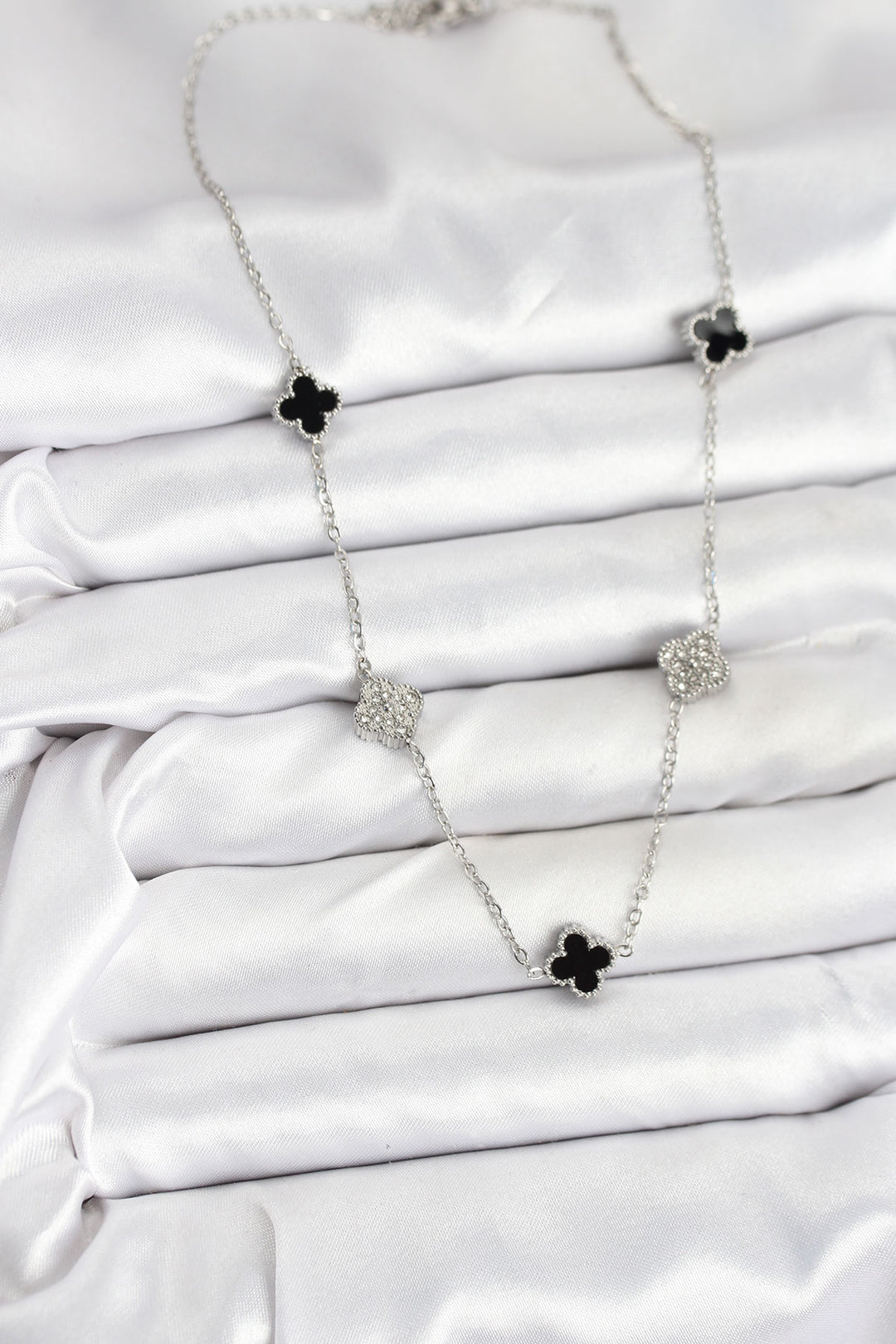 EBJ 316L Stainless Steel Chain Silver Color Black and Zircon Stone Baby Boy Clover Women's Necklace - Barnsley