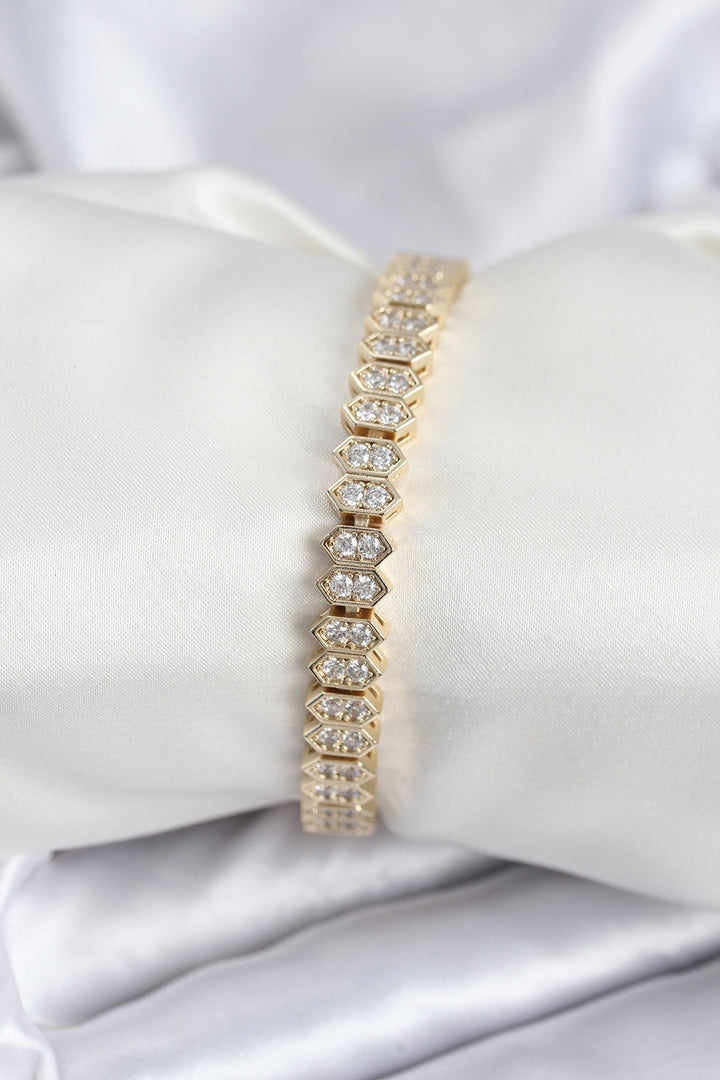 EBJ Rice VIP Series Gold Color Zircon Stone Women's Bracelet - Laval