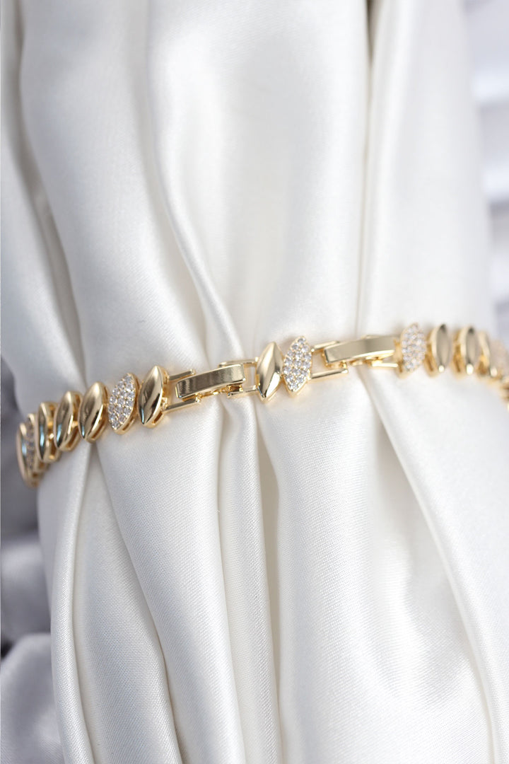 EBJ Pirinç VIP Seri Gold Renk Arpa Model Kadın Bileklik - Haverstraw