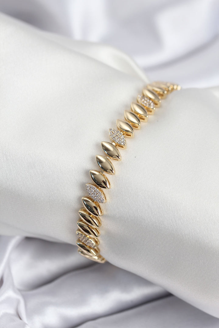 EBJ Pirinç VIP Seri Gold Renk Arpa Model Kadın Bileklik - Haverstraw