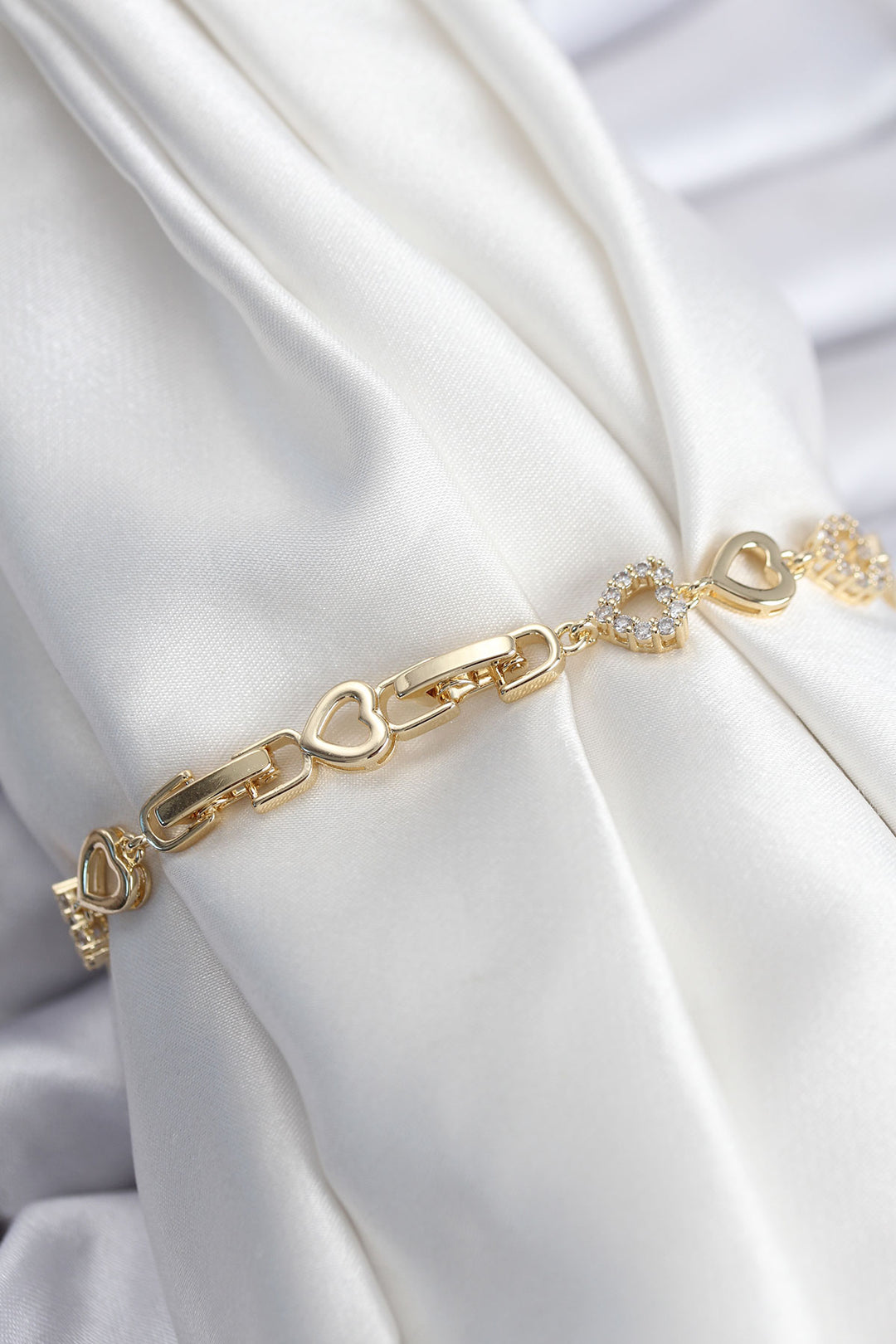 EBJ Rice VIP Series Gold Color Sequined Heart Model Women's Bracelet - Kassel