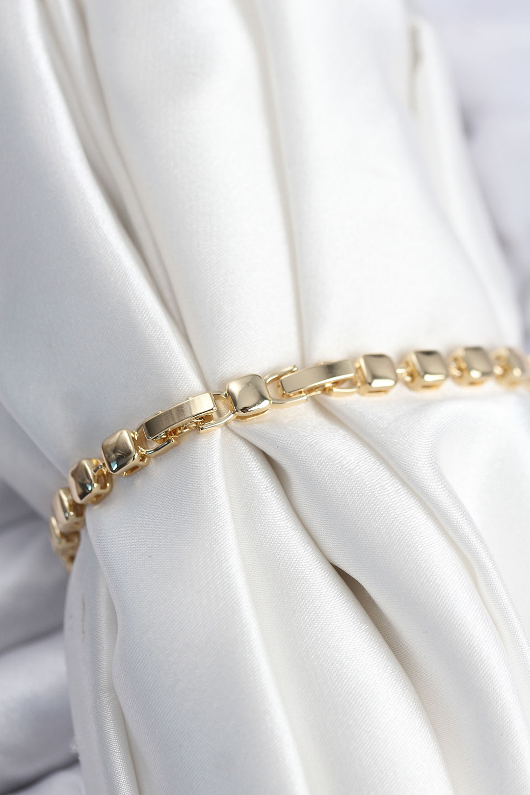 EBJ Pirinç VIP Seri Zirkon Taşlı Gold Renk Kadın Bileklik - Orihuela