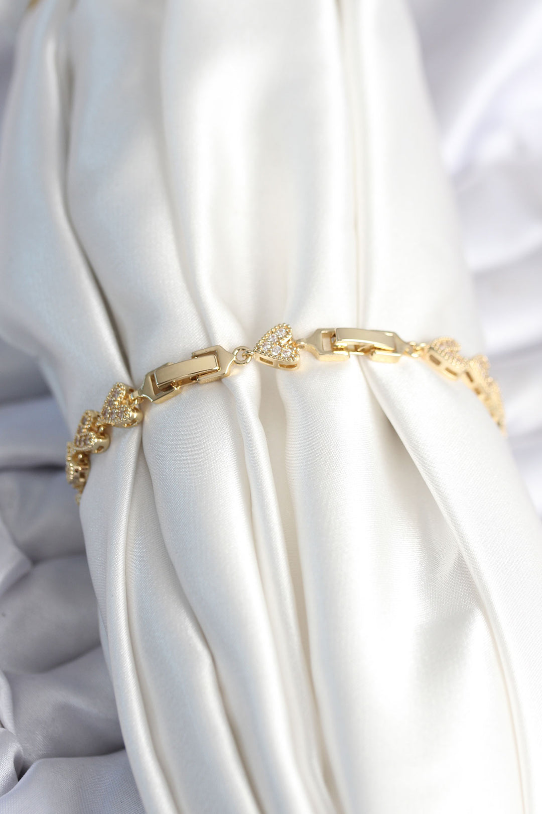 EBJ Pirinç Gold Renk Kalp Model Kadın Bileklik - Chornomorsk