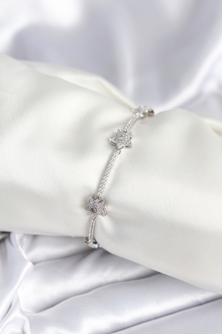 EBJ Pirinç Gümüş Renk Yıldız Model Kadın Bileklik - Baytown