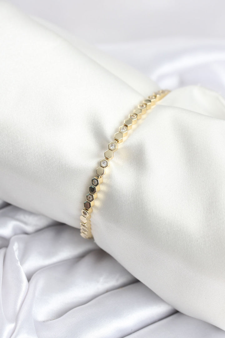 EBJ Rice Gold Color Thin Honeycomb Pattern Women's Bracelet - Oleiros