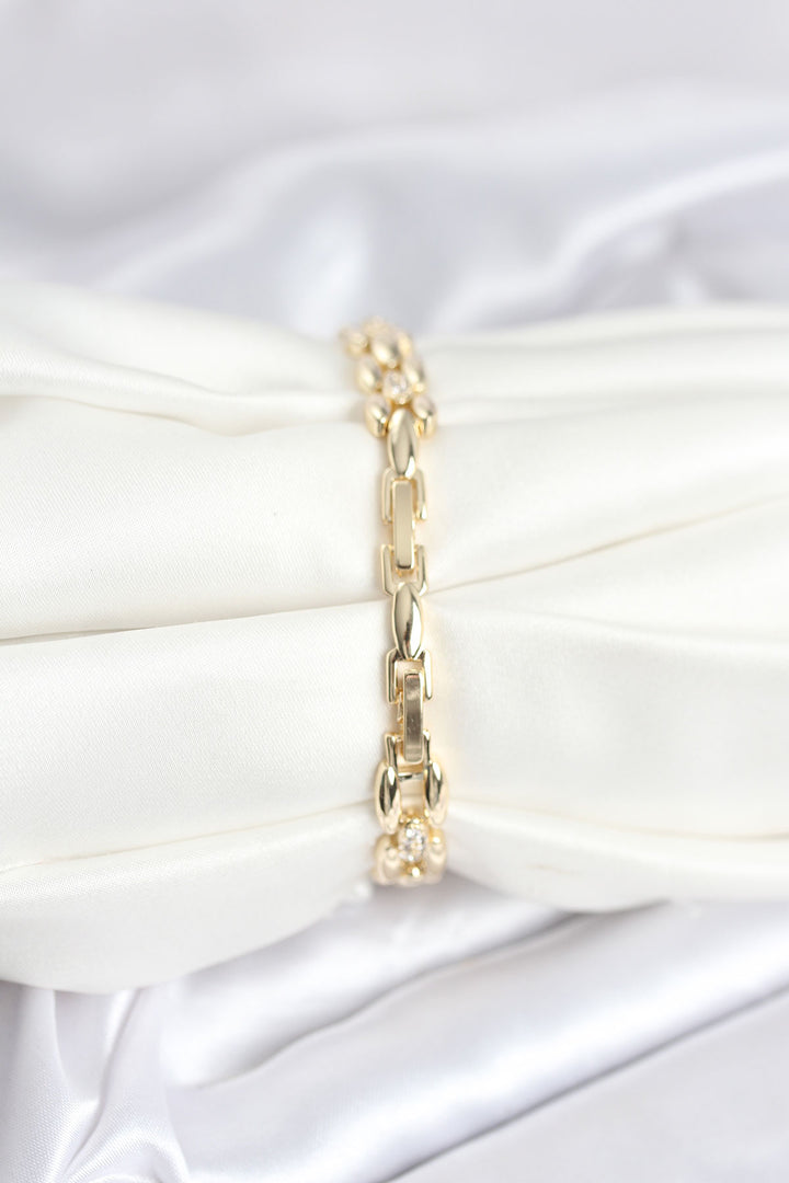 EBJ Gold Color Rice Chain Model Bracelet with Zircon Stone for Women - St. Cloud