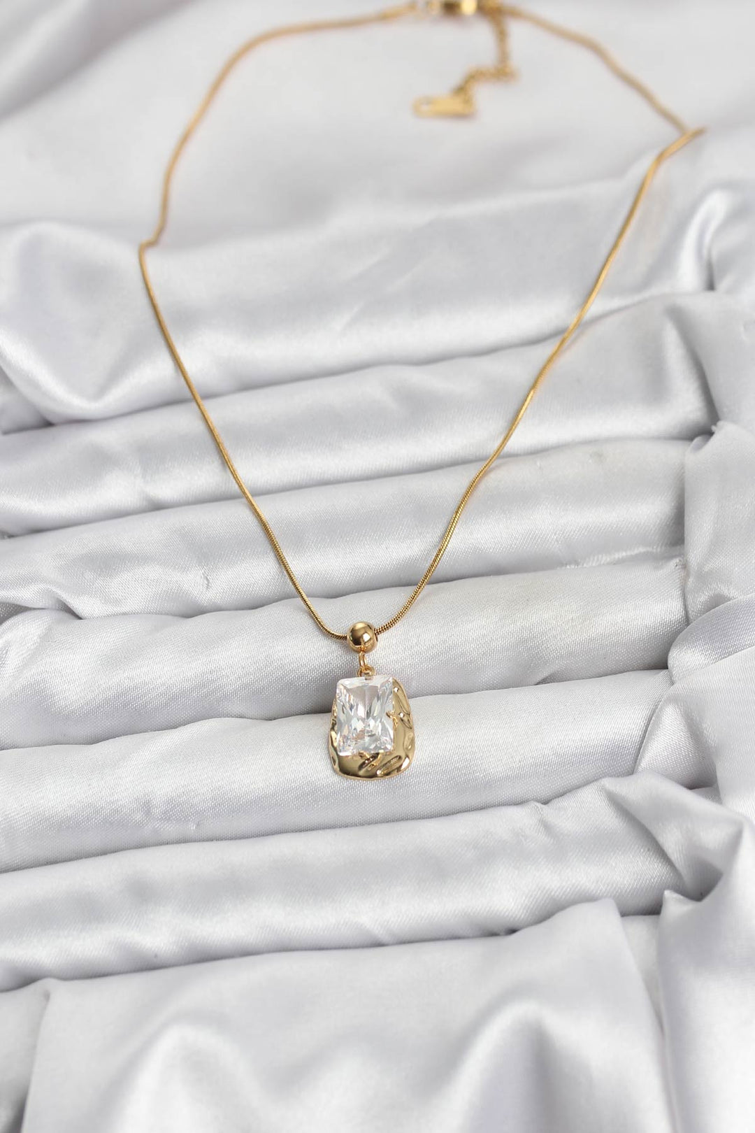 EBJ 316L Çelik Zincir Gold Renk Zirkon Taşlı Kadın Kolye - Suharekë