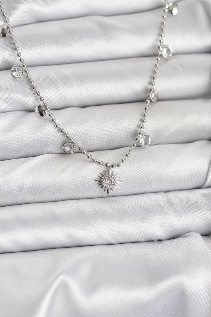 EBJ Zirkon Taşlı Kutup Yıldızı Model Pirinç Gümüş Renk Kadın Kolye - Niort